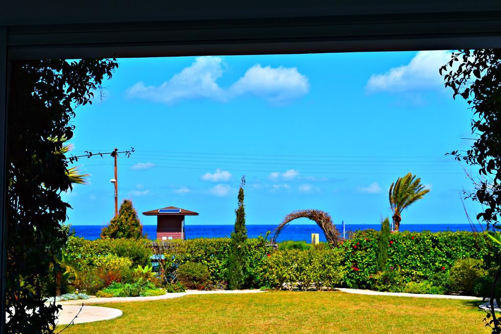 Latchi Beach Front Villa - Private Heated Pool - Amazing Uninterrupted Sea Views Полис Экстерьер фото