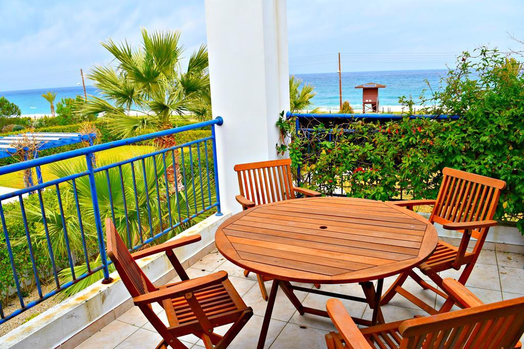 Latchi Beach Front Villa - Private Heated Pool - Amazing Uninterrupted Sea Views Полис Экстерьер фото