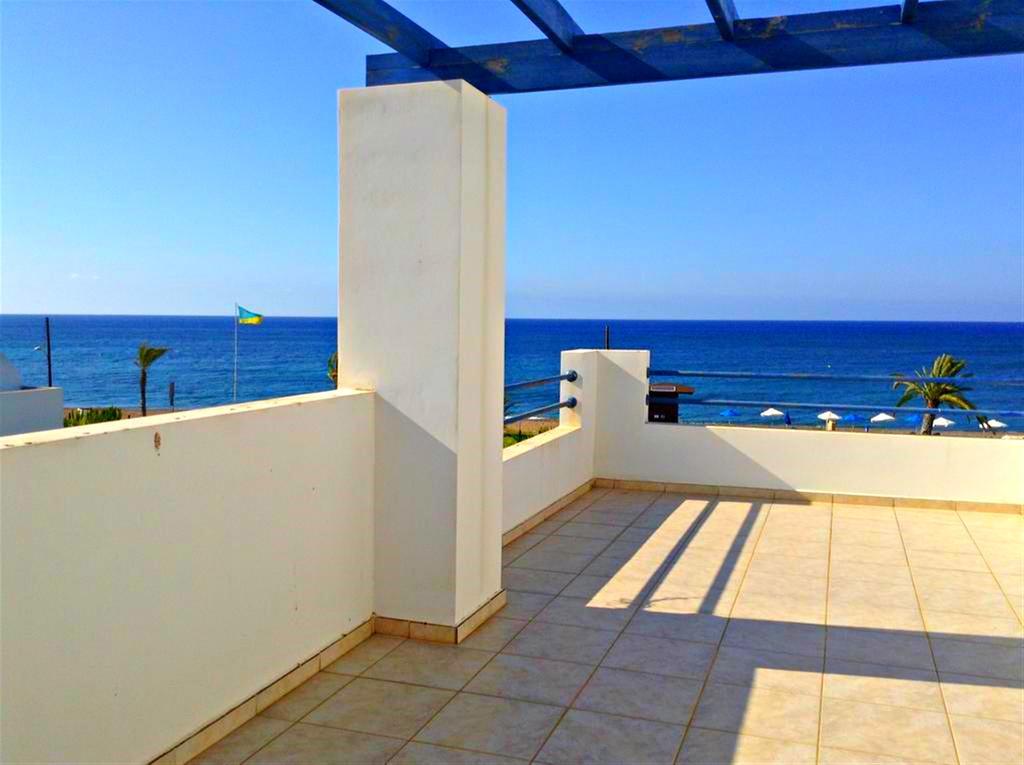 Latchi Beach Front Villa - Private Heated Pool - Amazing Uninterrupted Sea Views Полис Экстерьер фото