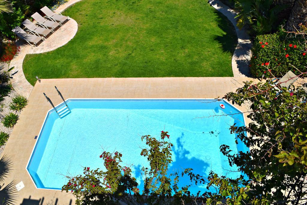 Latchi Beach Front Villa - Private Heated Pool - Amazing Uninterrupted Sea Views Полис Экстерьер фото
