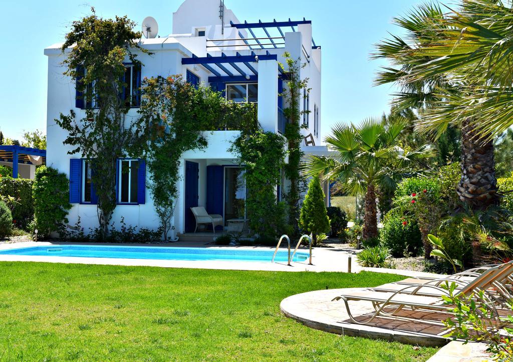Latchi Beach Front Villa - Private Heated Pool - Amazing Uninterrupted Sea Views Полис Экстерьер фото