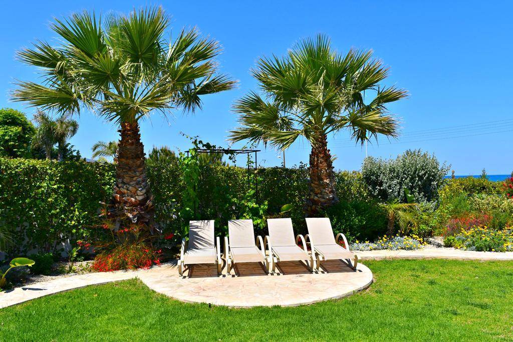 Latchi Beach Front Villa - Private Heated Pool - Amazing Uninterrupted Sea Views Полис Экстерьер фото